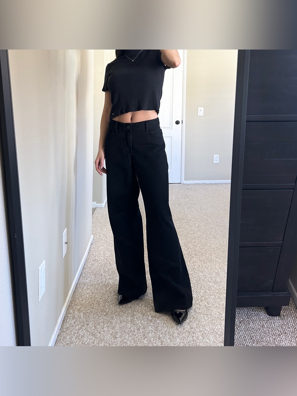 Hollister Womens Low Rise Baggy Jeans - Black Curvy Fit